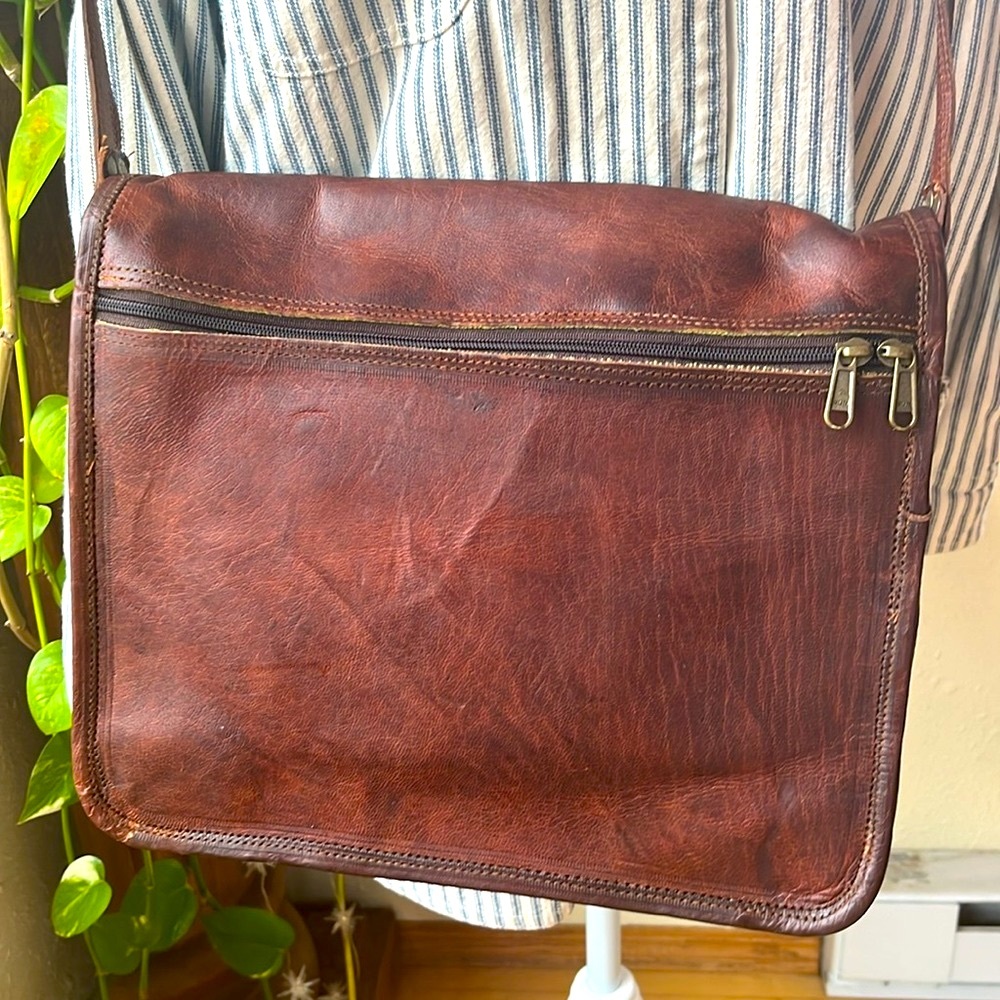 😎LEATHER MESSENGER BAG💼 - Picture 4 of 8